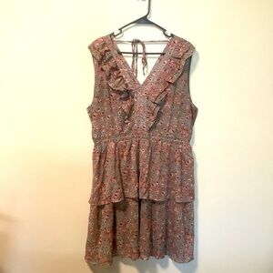 Perfectly Pricilla women 1X sleeveless ruffle tiered v- neck‎ and tie back dress